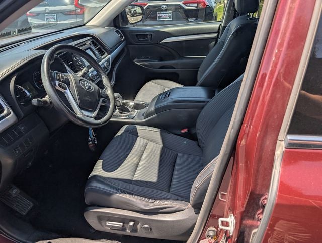 2015 Toyota Highlander LE Plus V6