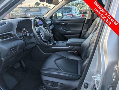 2023 Toyota Highlander XLE