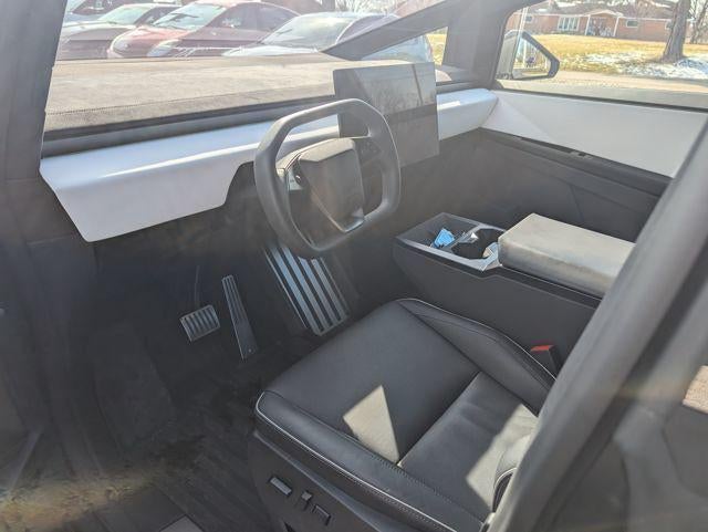 2024 Tesla Cybertruck Cyberbeast