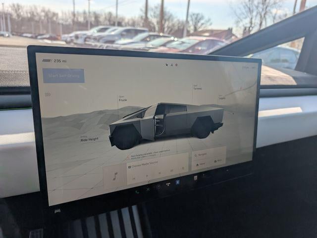 2024 Tesla Cybertruck Cyberbeast