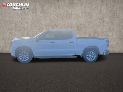 2022 Chevrolet Silverado 1500 4WD Crew Cab 147" Custom