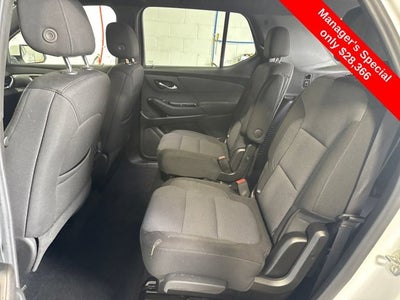 2023 Chevrolet Traverse LT Cloth