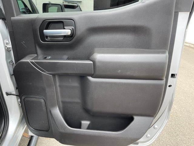 2021 Chevrolet Silverado 1500 4WD Crew Cab 147" Custom