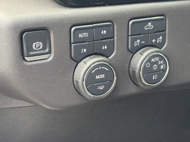 2025 Chevrolet Silverado 1500 LT Trail Boss