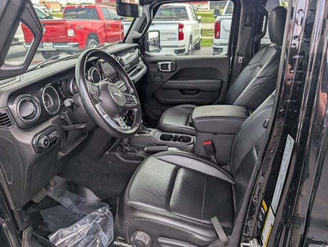 2021 Jeep Wrangler Unlimited Sahara Altitude