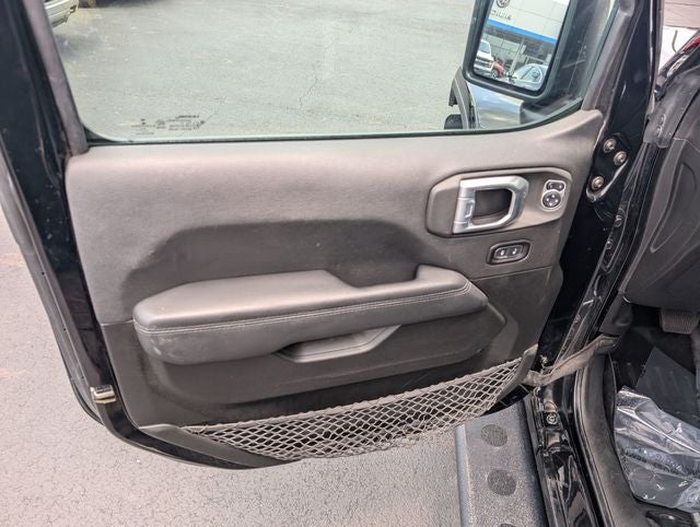 2021 Jeep Wrangler Unlimited Sahara Altitude