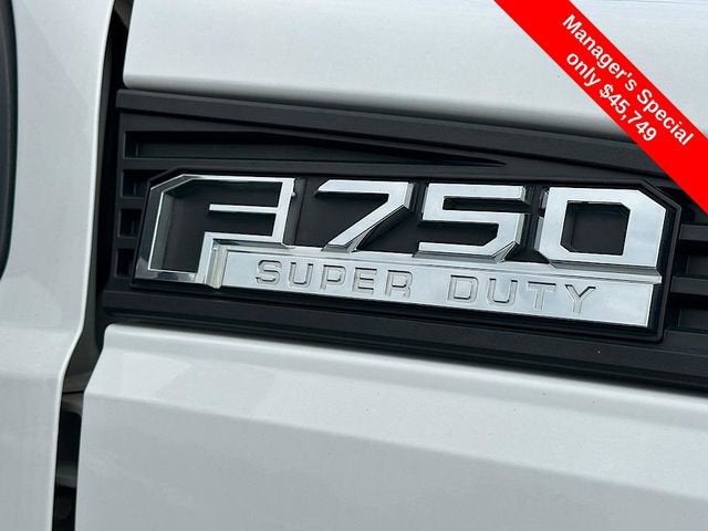 2019 Ford F-750SD Base