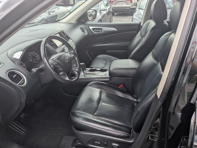 2020 Nissan Pathfinder SL