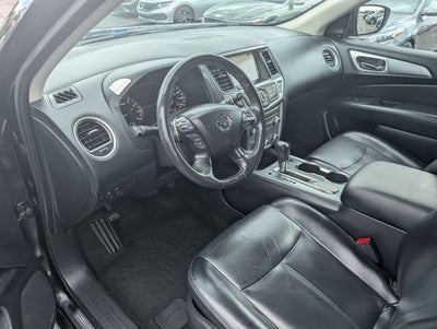 2020 Nissan Pathfinder SL