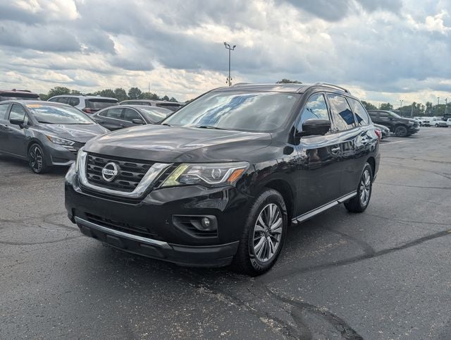 2020 Nissan Pathfinder SL