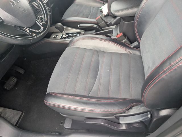 2024 Mitsubishi Outlander Sport SE