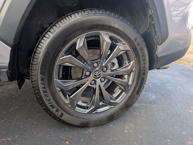 2023 Toyota RAV4 Hybrid XLE Premium