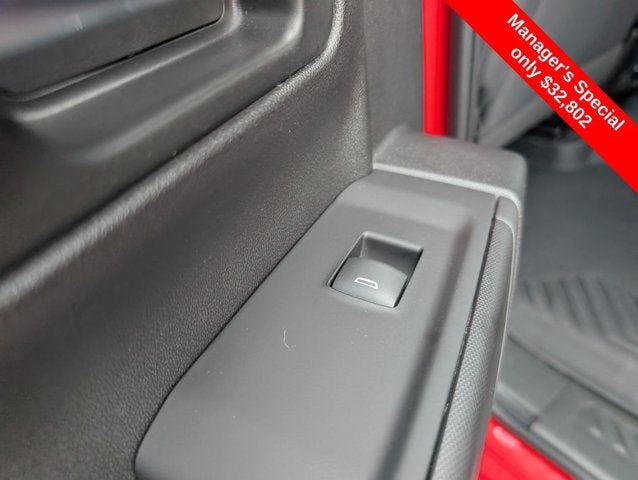 2023 Chevrolet Silverado 1500 4WD Crew Cab 147" Custom
