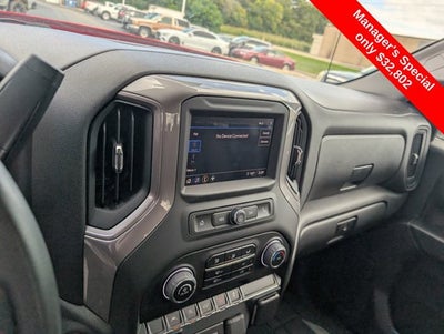 2023 Chevrolet Silverado 1500 4WD Crew Cab 147" Custom