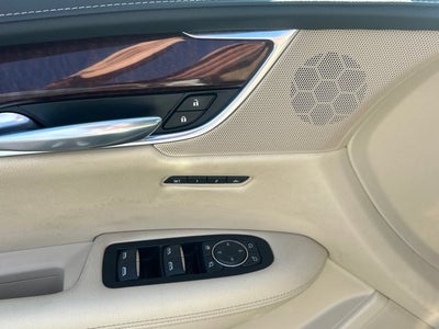 2017 Cadillac XT5 Luxury FWD