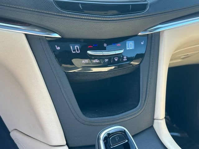 2017 Cadillac XT5 Luxury FWD