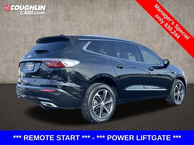 2022 Buick Enclave Essence