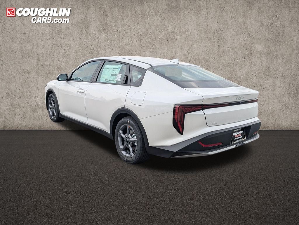 2026 Kia K4 LXS