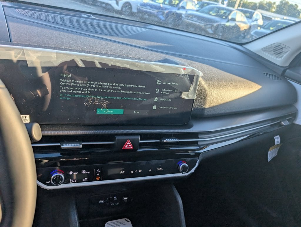 2027 Kia Sportage EX