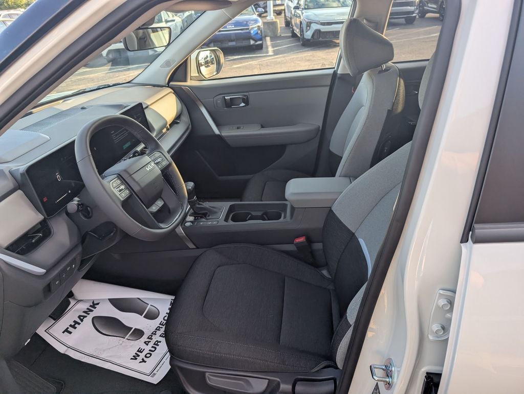 2027 Kia Seltos LX