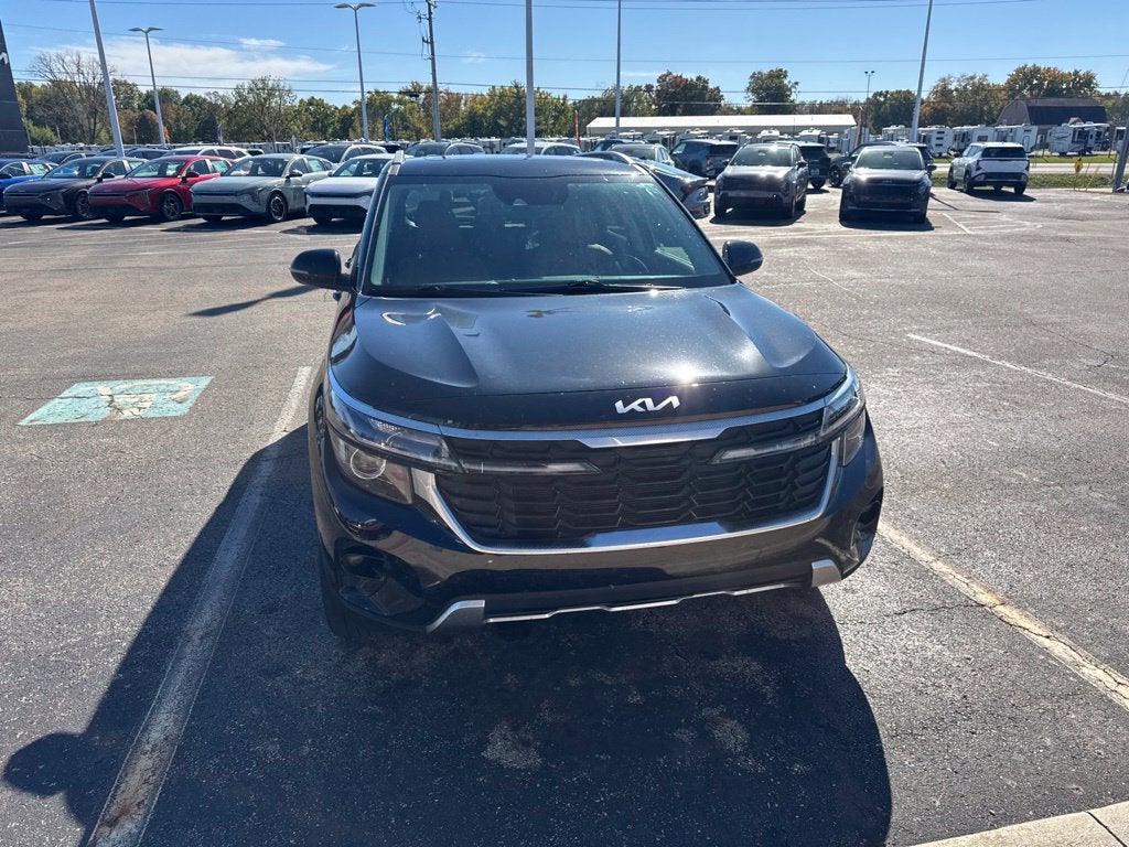2024 Kia Seltos EX