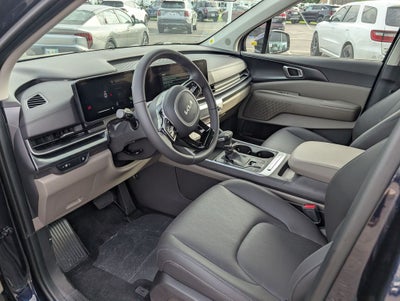 2026 Kia Carnival Base