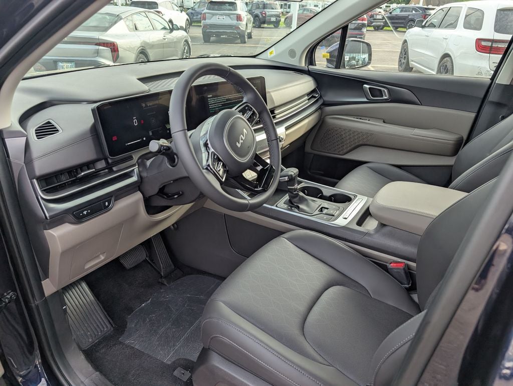 2026 Kia Carnival Base