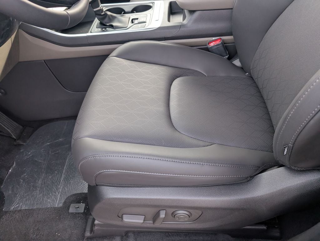2026 Kia Carnival Base