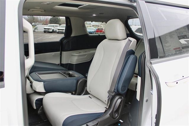 2025 Kia Carnival Hybrid SX