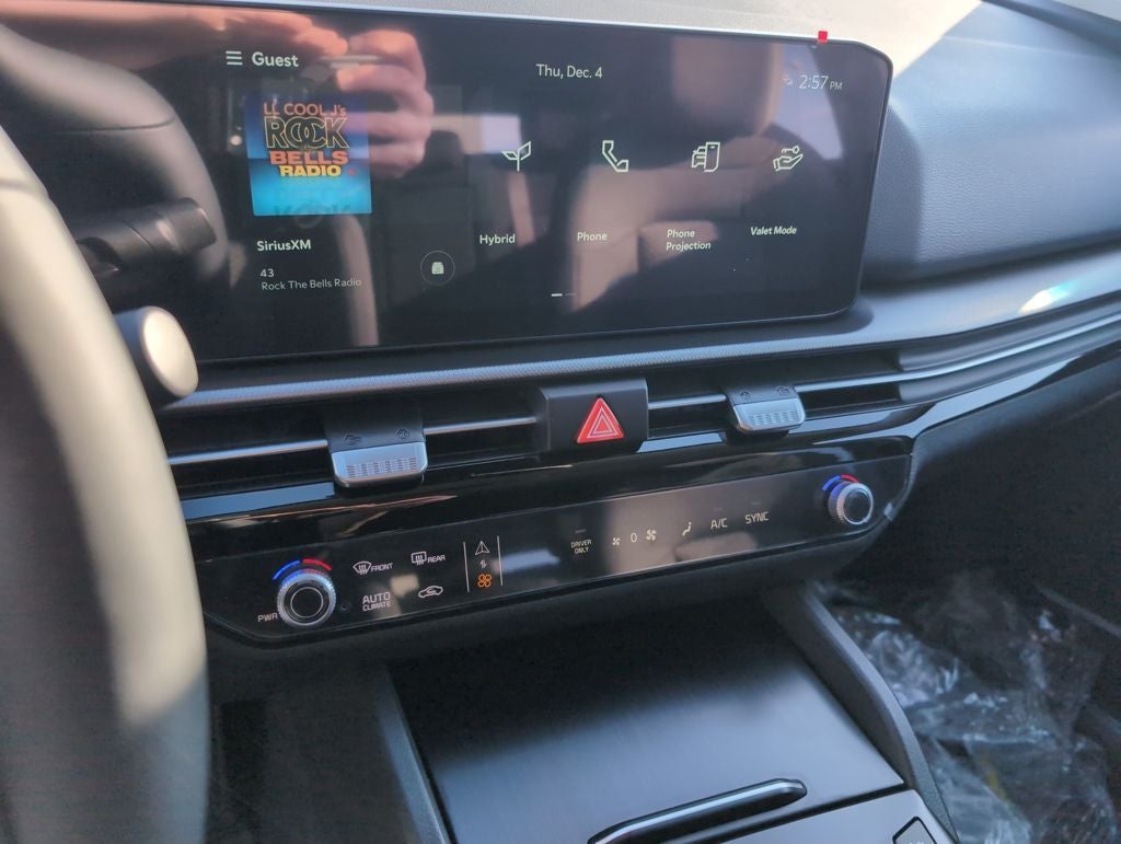 2026 Kia Sportage Hybrid S