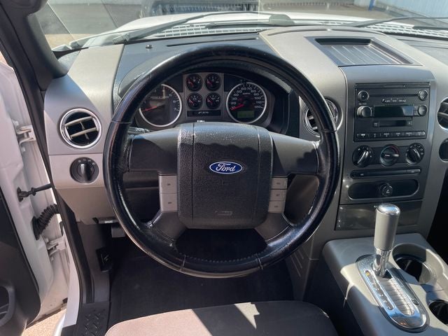 2005 Ford F-150 XLT