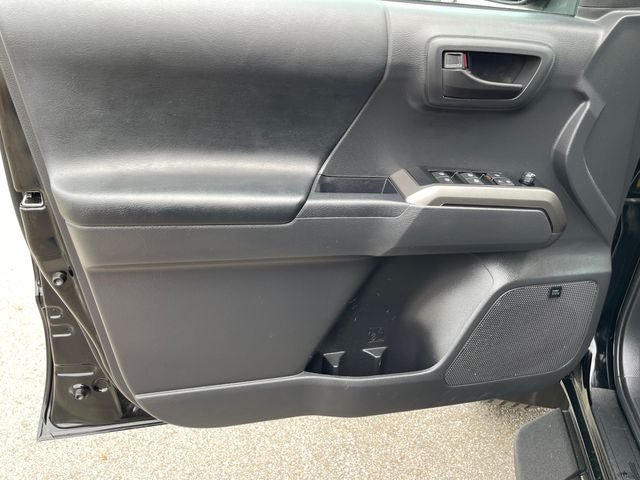 2023 Toyota Tacoma Limited V6