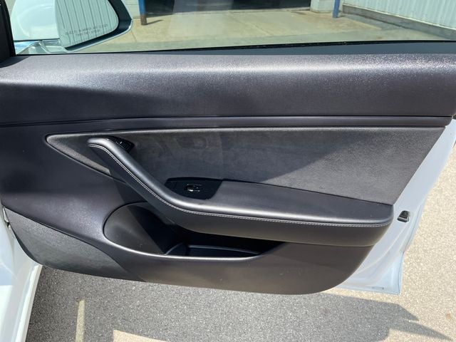 2019 Tesla Model 3 Mid Range