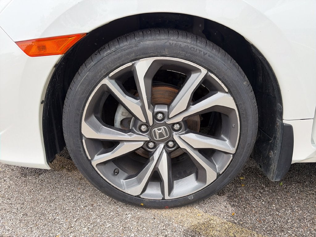 2019 Honda Civic Touring
