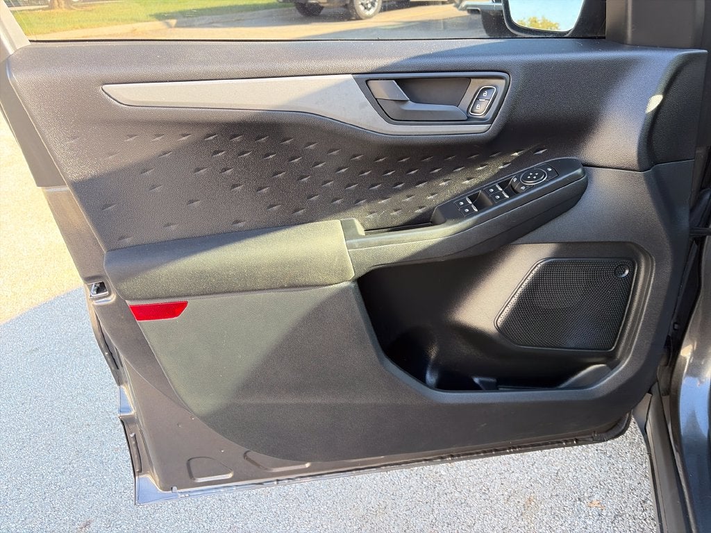 2020 Ford Escape S