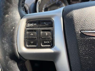 2015 Chrysler Town & Country Touring-L