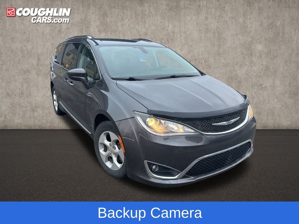 2017 Chrysler Pacifica Touring L Plus