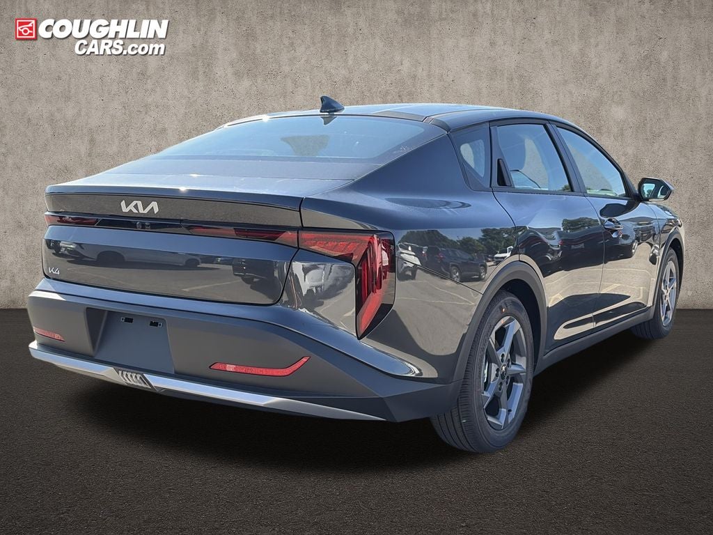 2026 Kia K4 LXS
