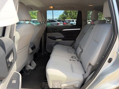 2019 Toyota Highlander LE