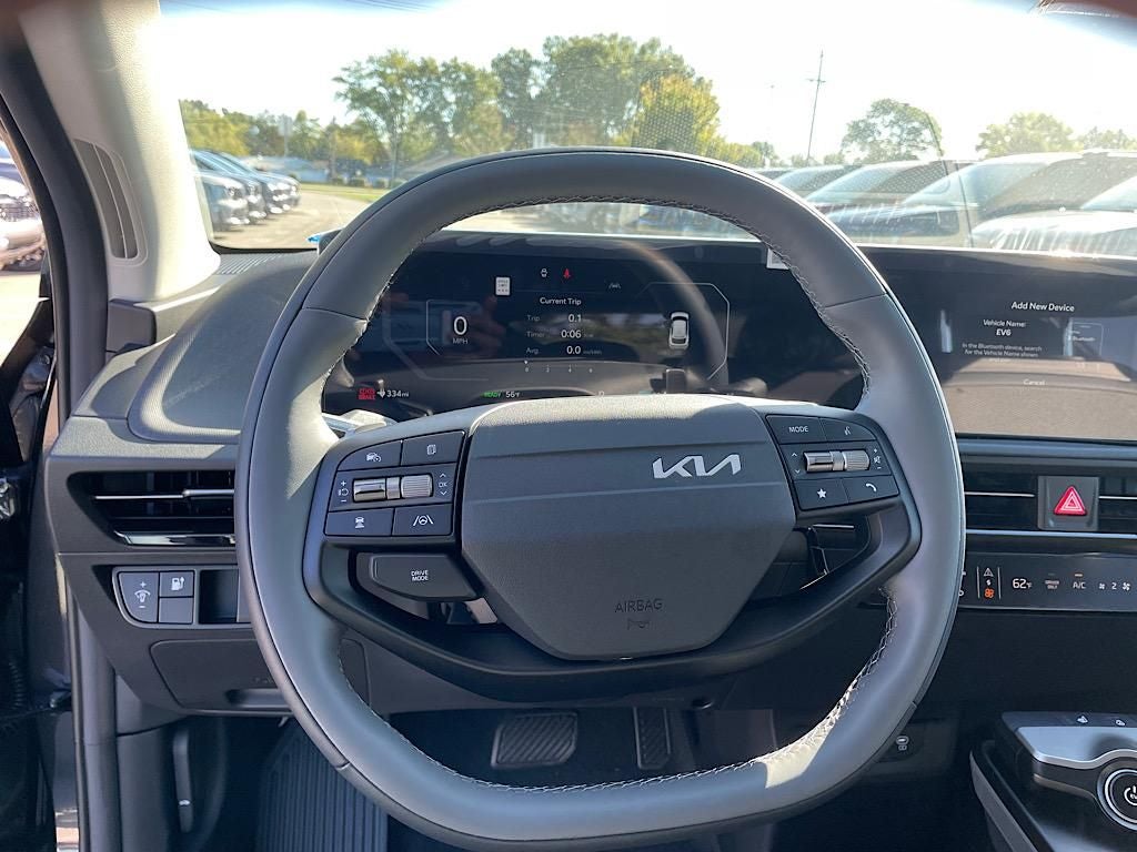 2025 Kia EV6 Light