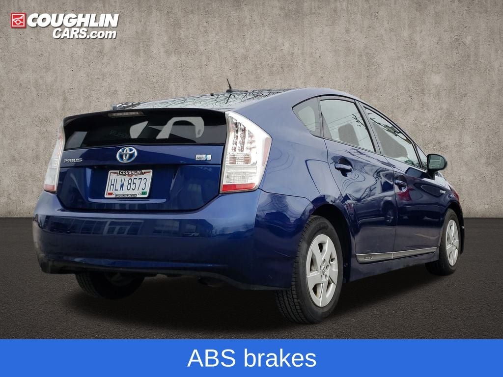 2010 Toyota Prius III