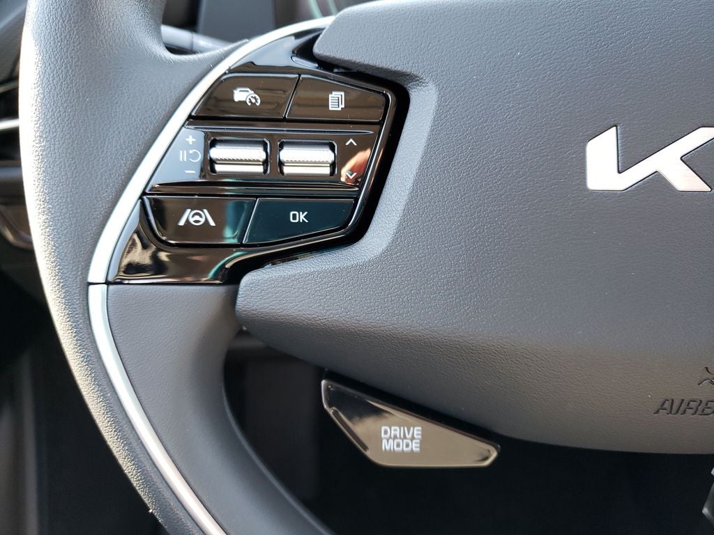 2026 Kia Niro LX
