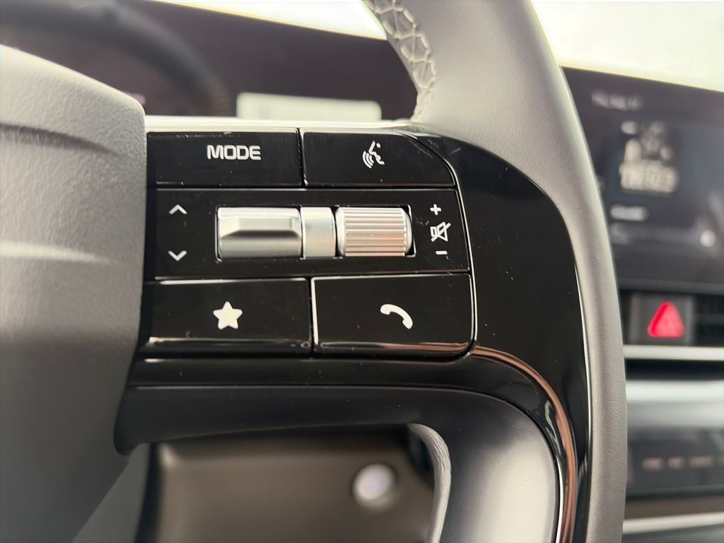 2027 Kia Carnival LXS