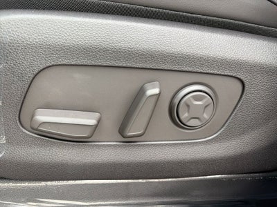 2027 Kia Carnival EX