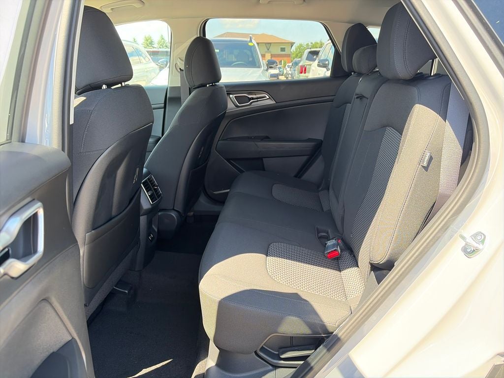 2026 Kia Sportage Hybrid S