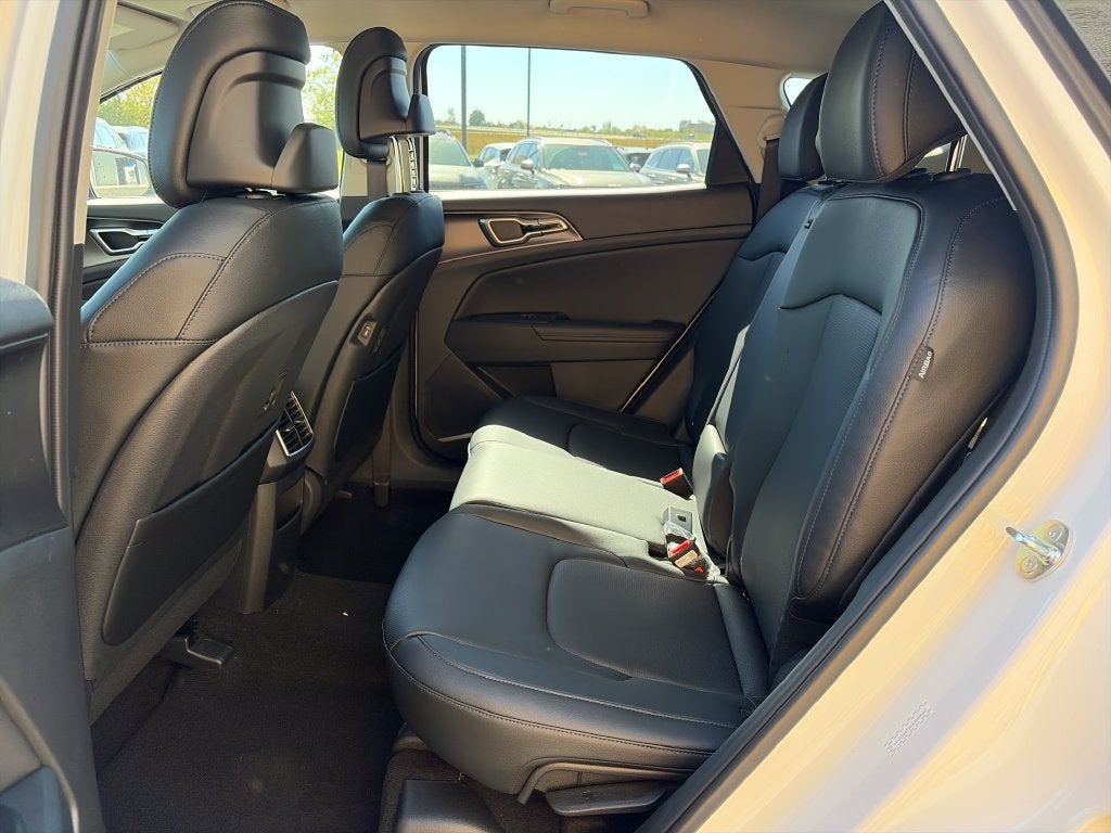 2027 Kia Sportage EX