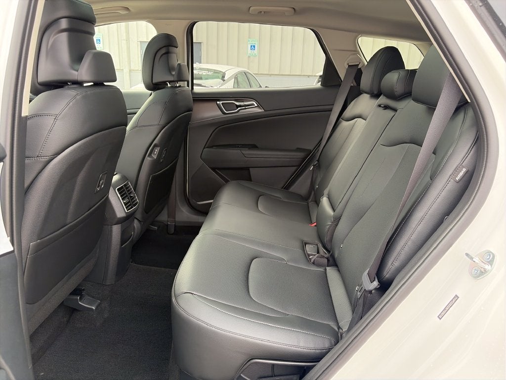 2027 Kia Sportage Hybrid EX