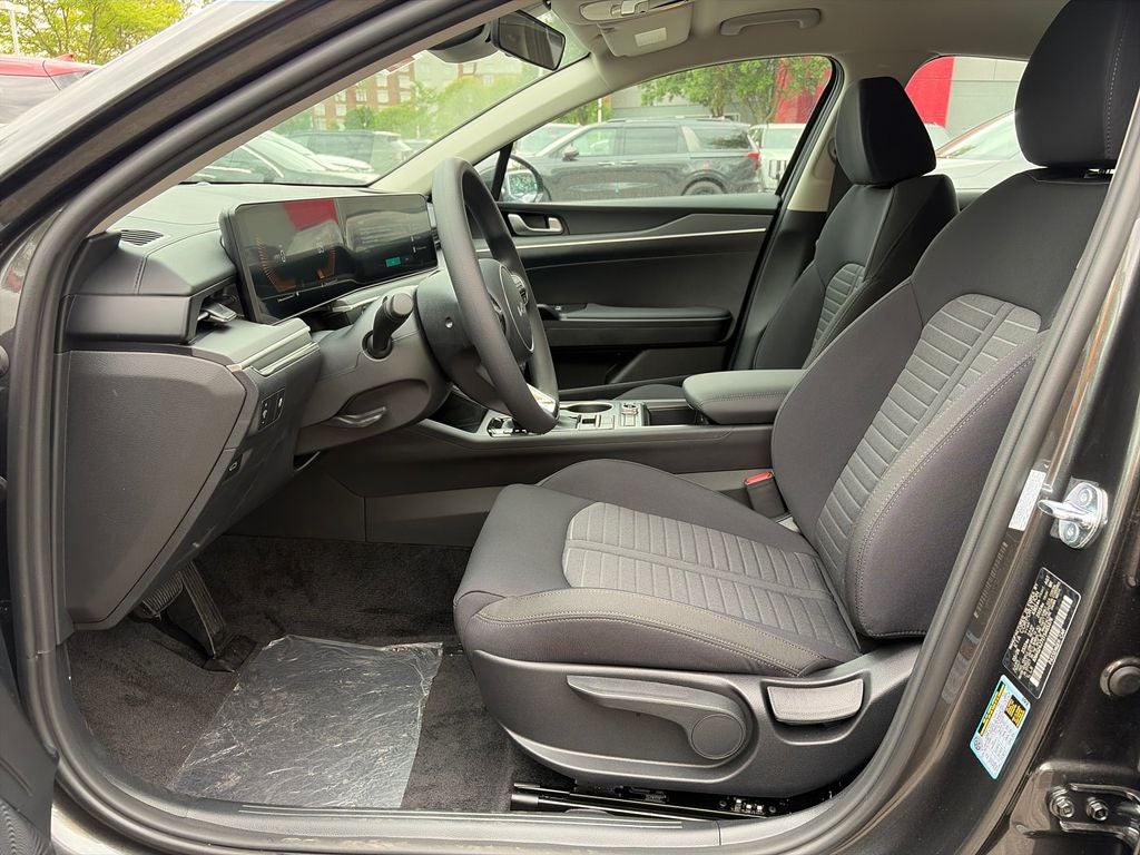 2026 Kia K5 LXS