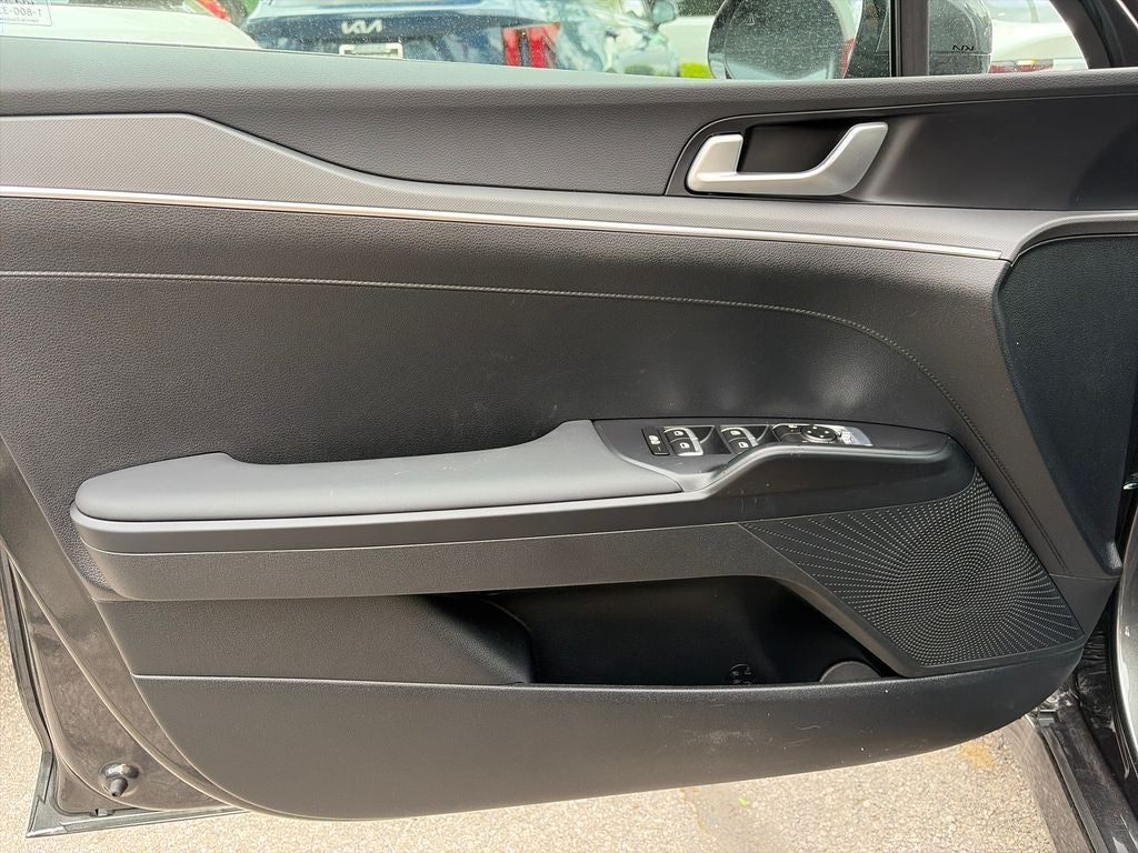2026 Kia K5 LXS