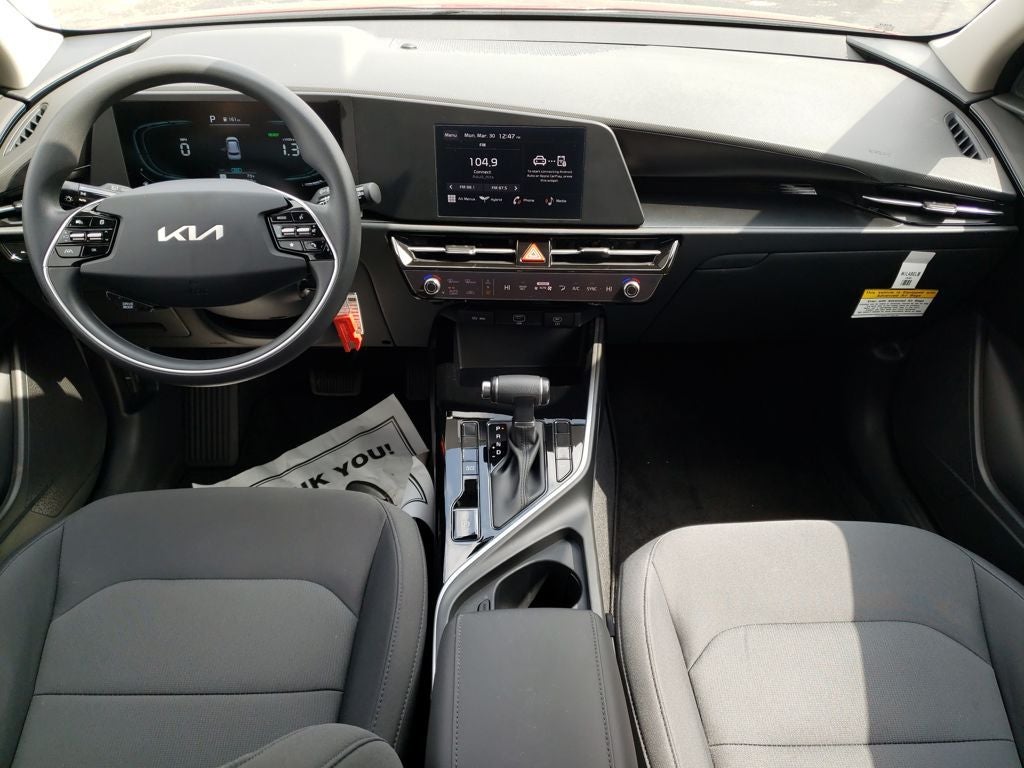 2024 Kia Niro LX